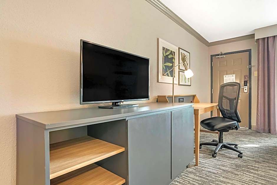 Country Inn & Suites by Radisson, Metairie (New Orleans), LA