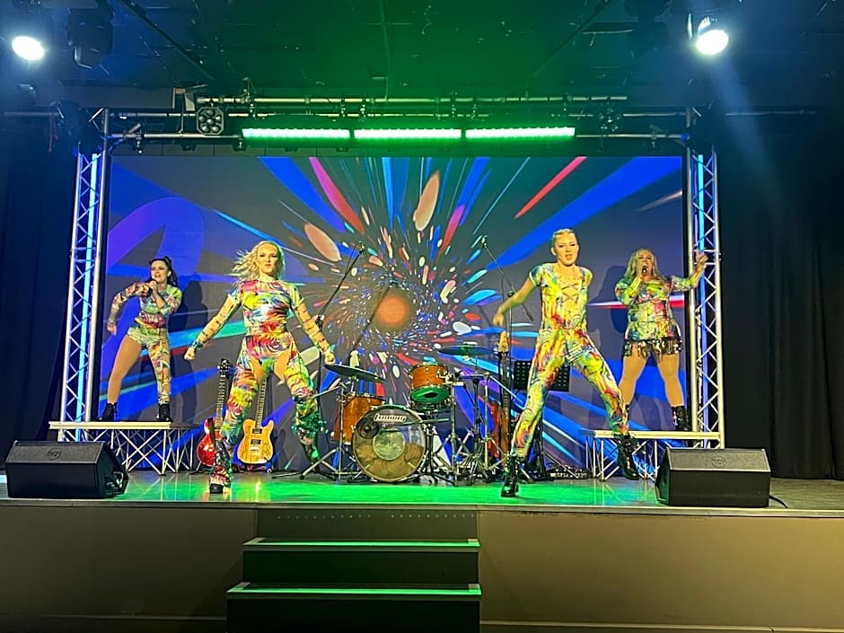 Bella-Mays Holiday Hideaway