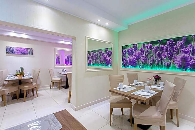 Villa Anna - Noclegi Rooms - FREE parking, taras, 1500m do Starówki