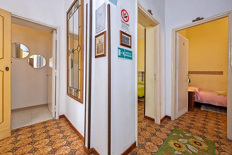 A Vinicius Et Mita Guest House