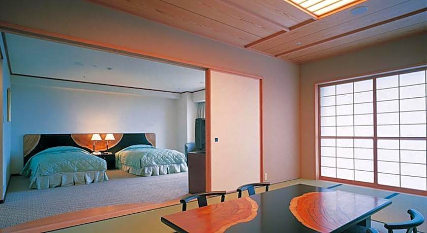 Yakushima Iwasaki Hotel
