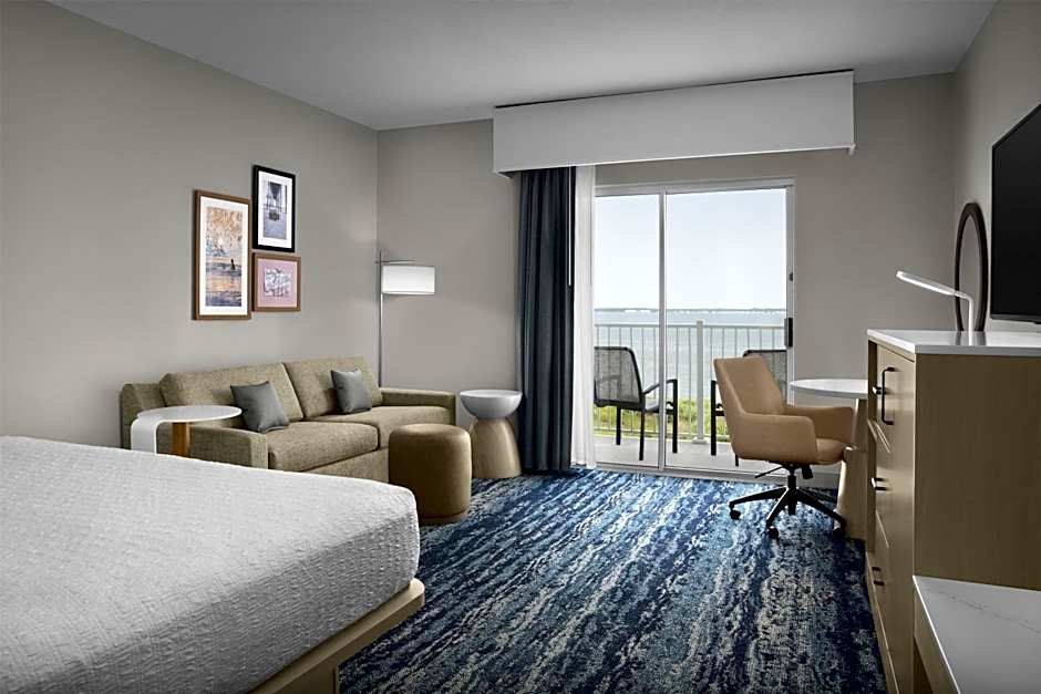 Hampton Inn & Suites Ocean City Bayfront-Convention Center
