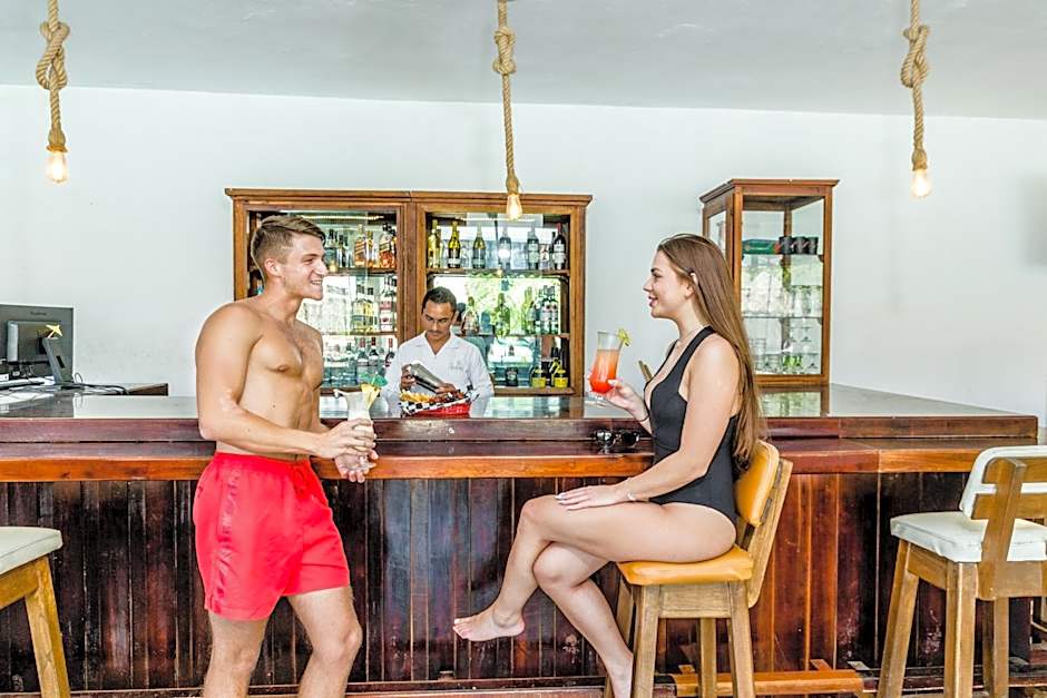 Hacienda Inn