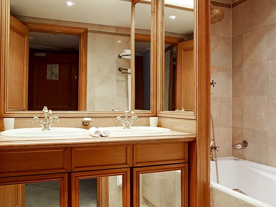 Norman hotel & spa - Paris Champs Elysees