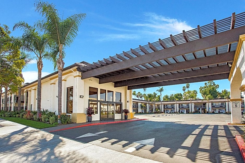 Stanford Inn And Suites Anaheim