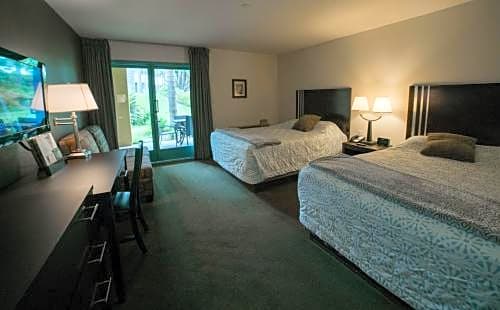 Photo 1 of 8 of Standard Queen Room