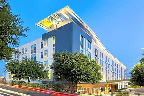 Aloft San Antonio Airport