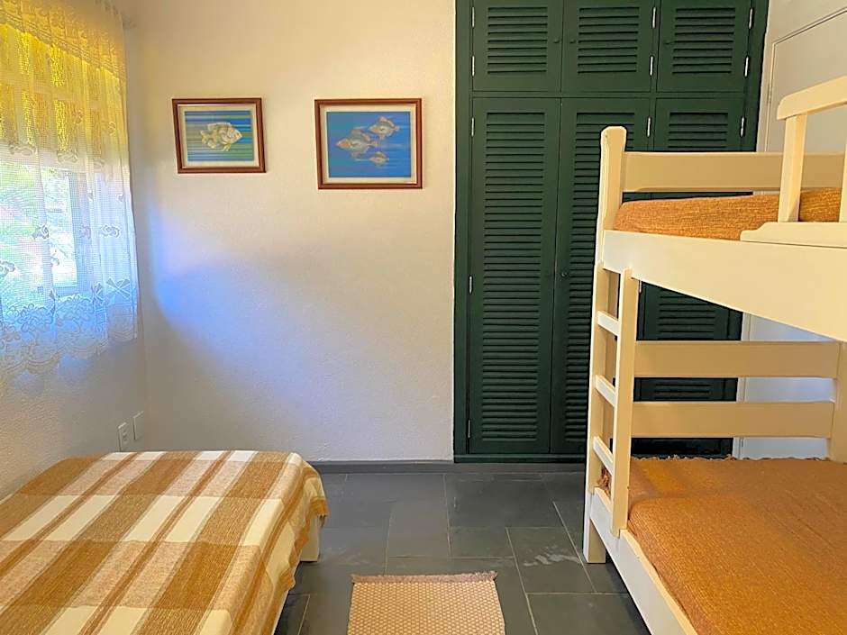 Juquehy - Condomínio de Frente para o Mar - Piscina Aquecida - Quadra de Tenis