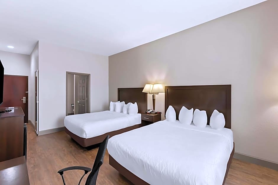 Sonesta Essential La Porte