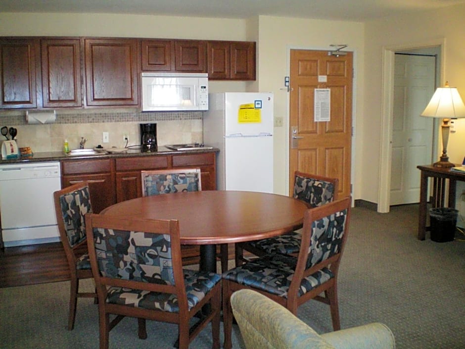 Staybridge Suites Wichita