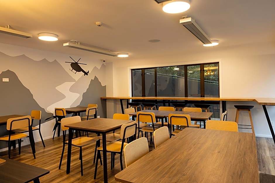 Haka House Queenstown Lakefront