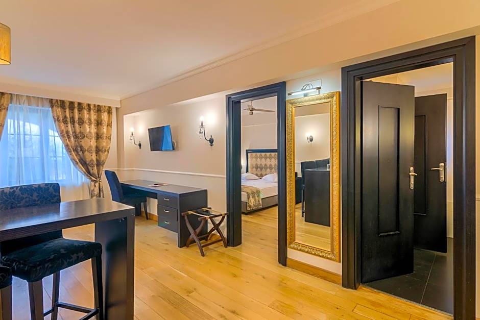 Rizzo Boutique Hotel