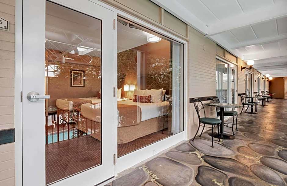 Best Western Plus Cairn Croft Hotel