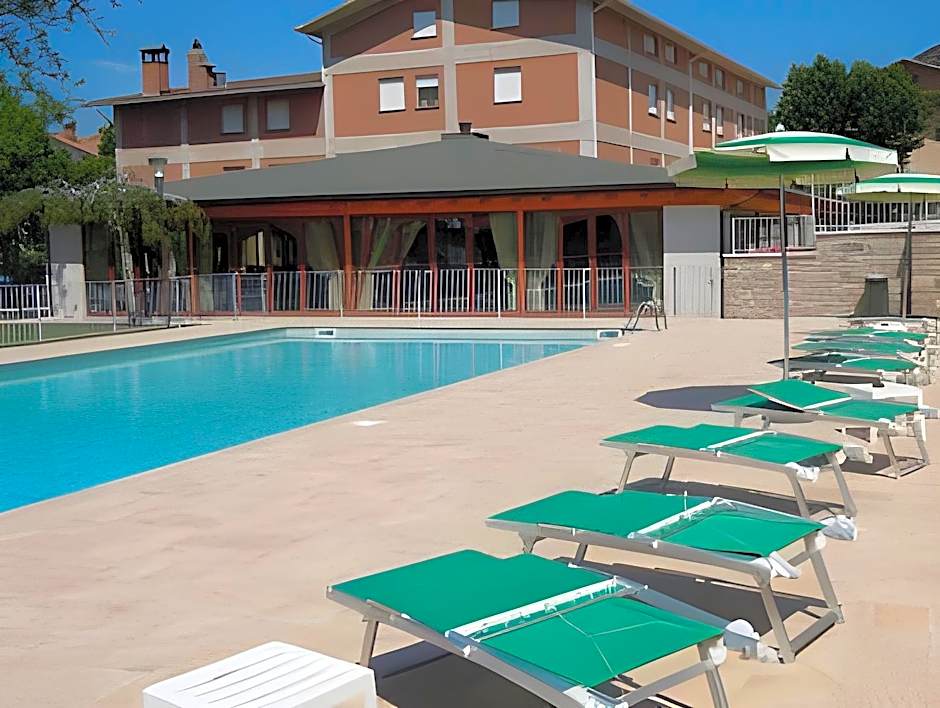 Catignano Hotel