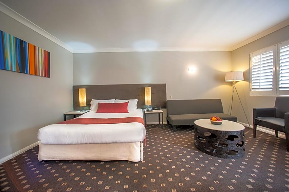 Ramada Hotel & Suites Sydney Cabramatta