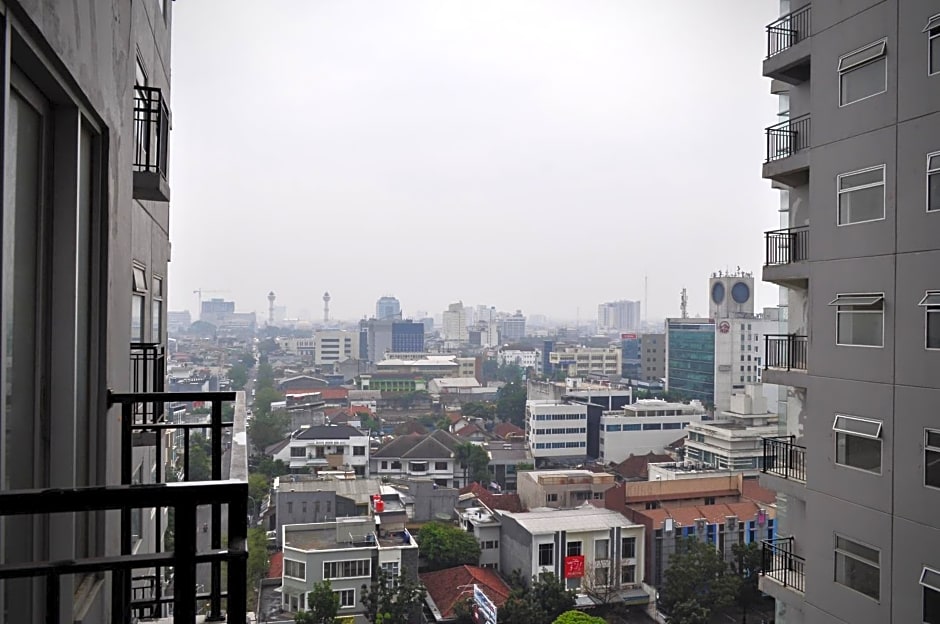 Grand Asia Afrika Apartment Bellevue Bandung