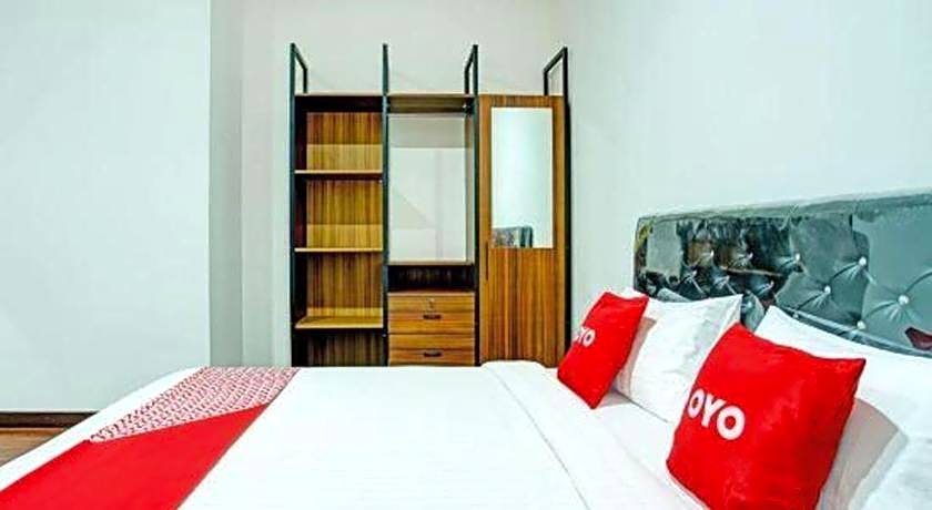 OYO 92990 Nena Kostel Syariah