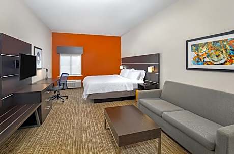 Executive King Suite - Non-Smoking