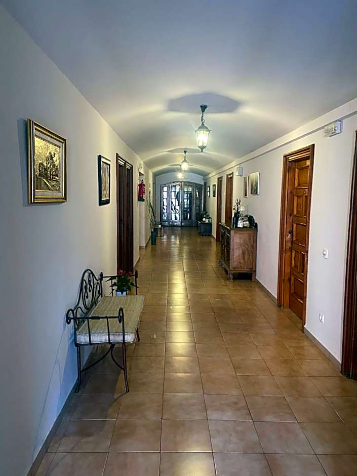 MONASTERIO de SANTA MARÍA DE VALVANERA