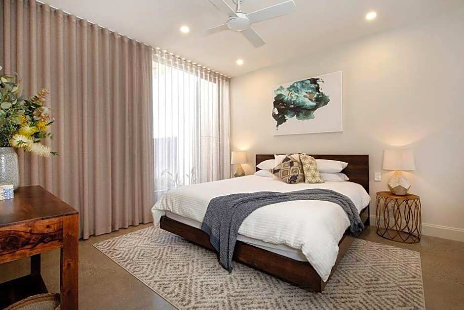 SUNSET CLIFFS luxury stay at Maslin Beach