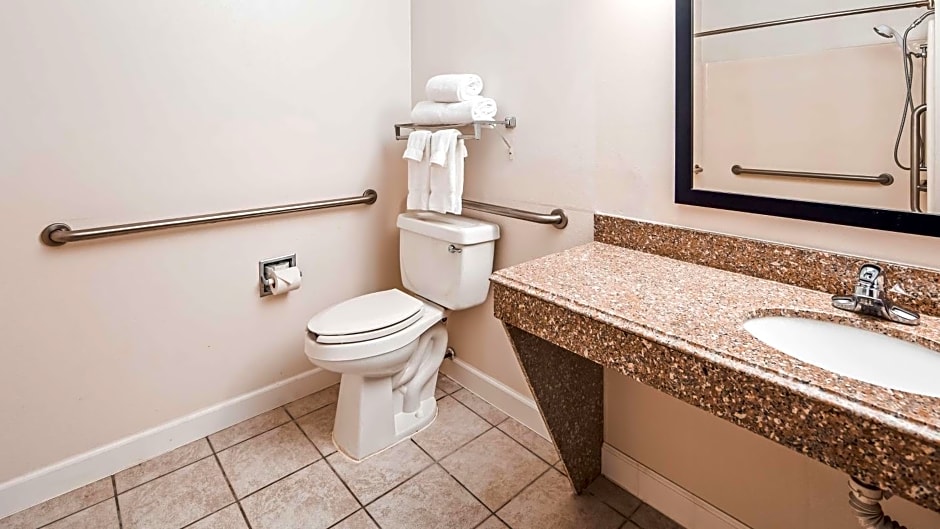Best Western Inn and Suites Copperas Cove