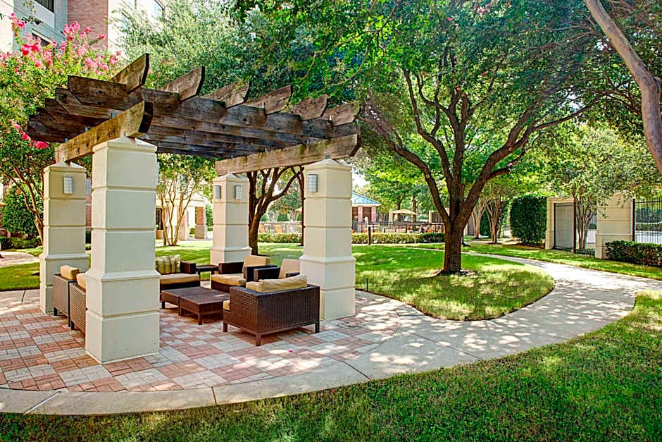 Courtyard by Marriott Dallas Addison/Quorum Drive