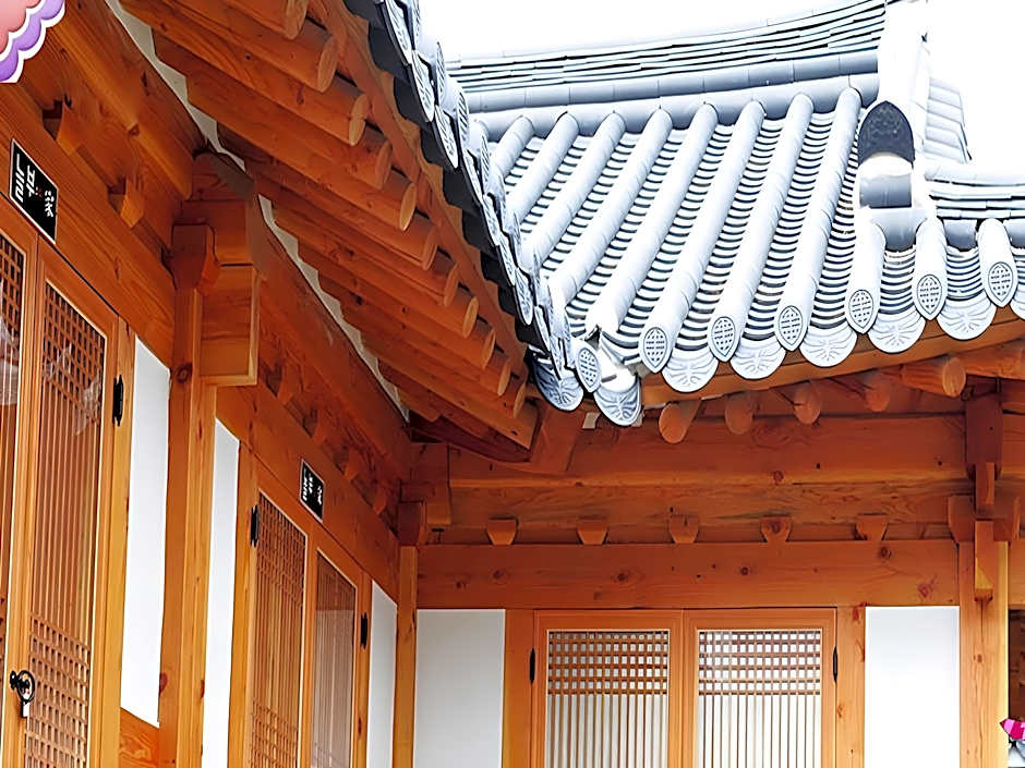 Heungbuga Hanok