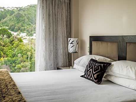 Two-Bedroom Suite with Two Bathrooms