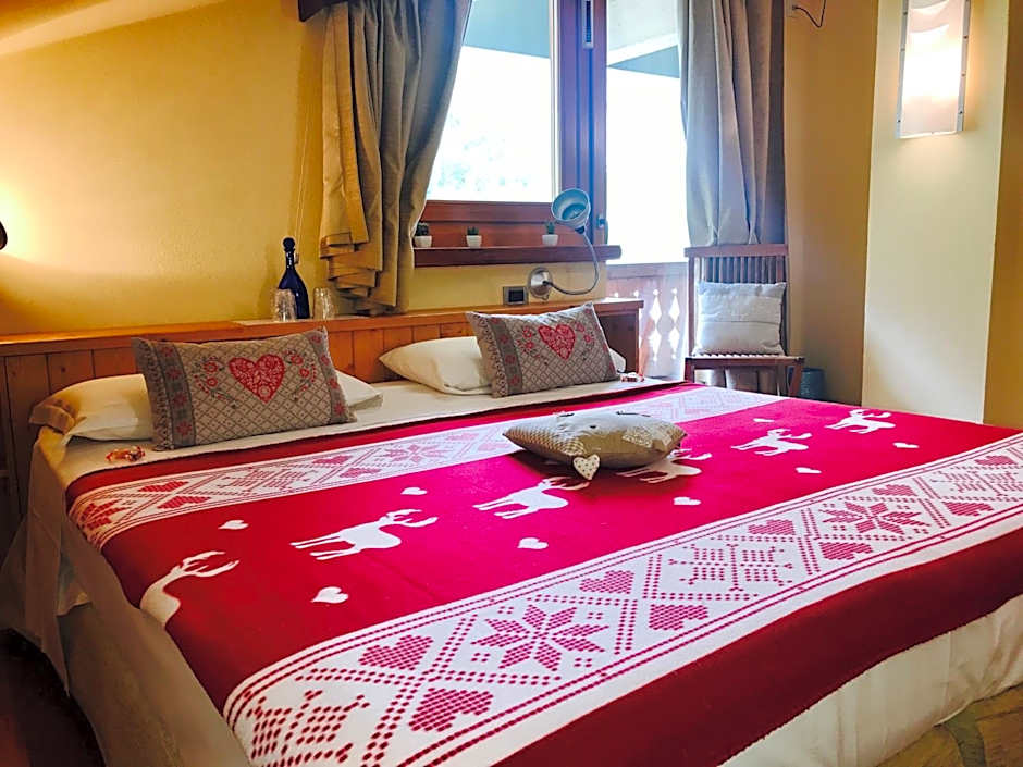 Shatush Hotel
