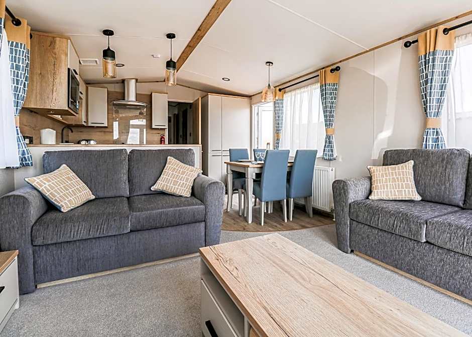 Waters Edge Leisure Park