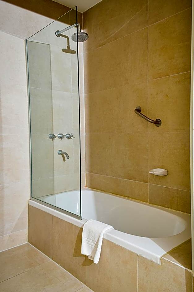 Howard Johnson by Wyndham La Plata