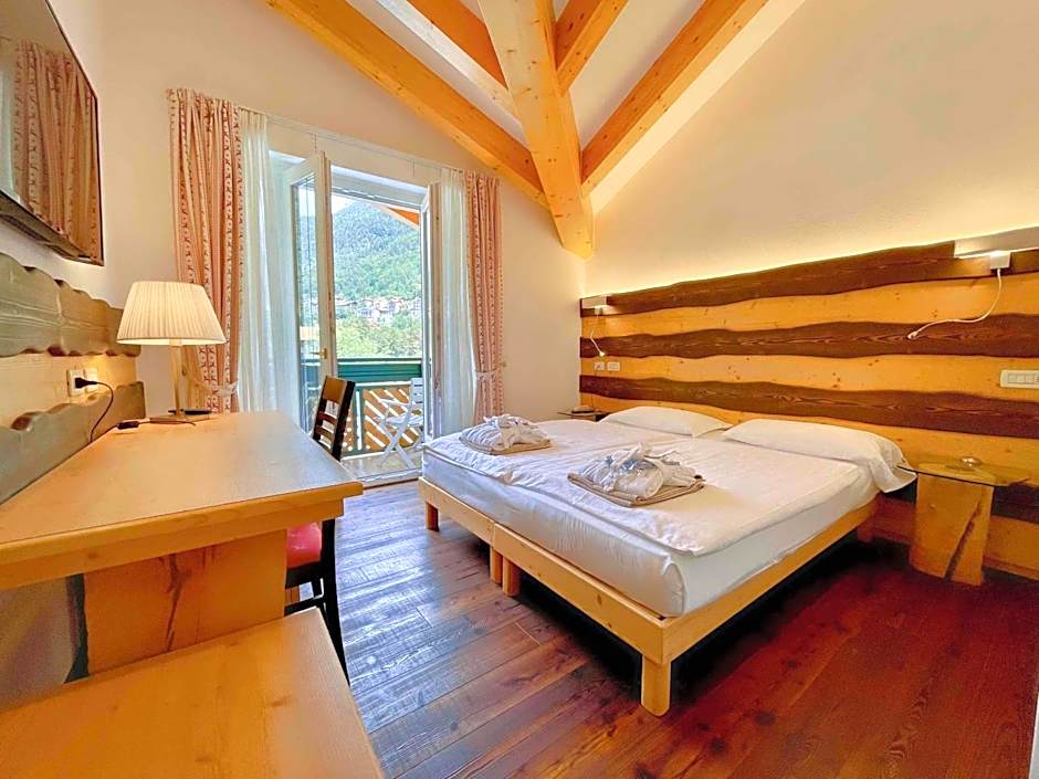 Alledolomiti Boutique Lake Hotel - Adults friendly