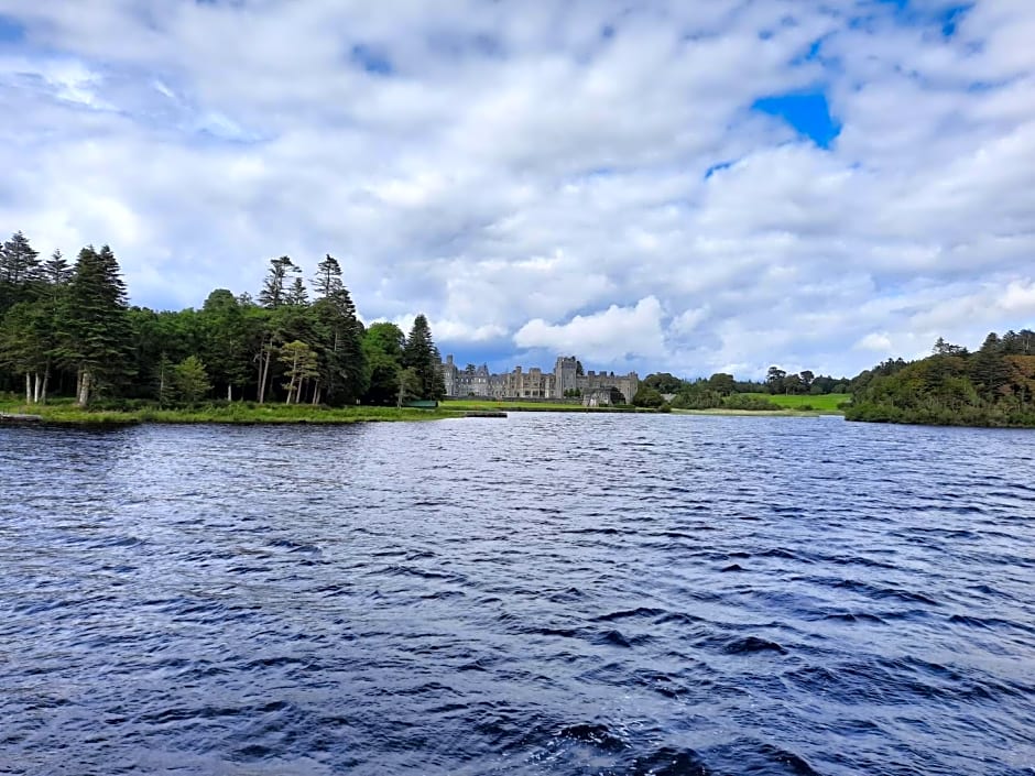 Whitethorn Lodge, Bed & Breakfast, Lackafinna