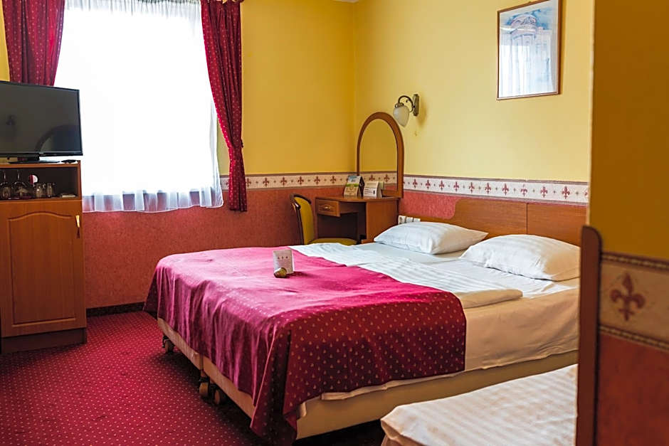 Hotel Korona Wellness, Rendezvény és Borszálloda