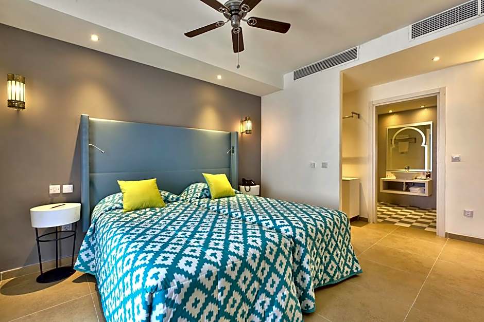 db San Antonio Hotel + Spa All Inclusive