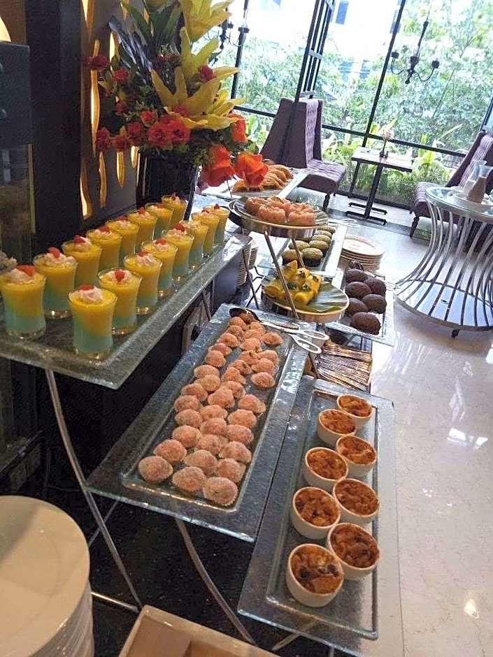 Aria Centra Hotel Surabaya