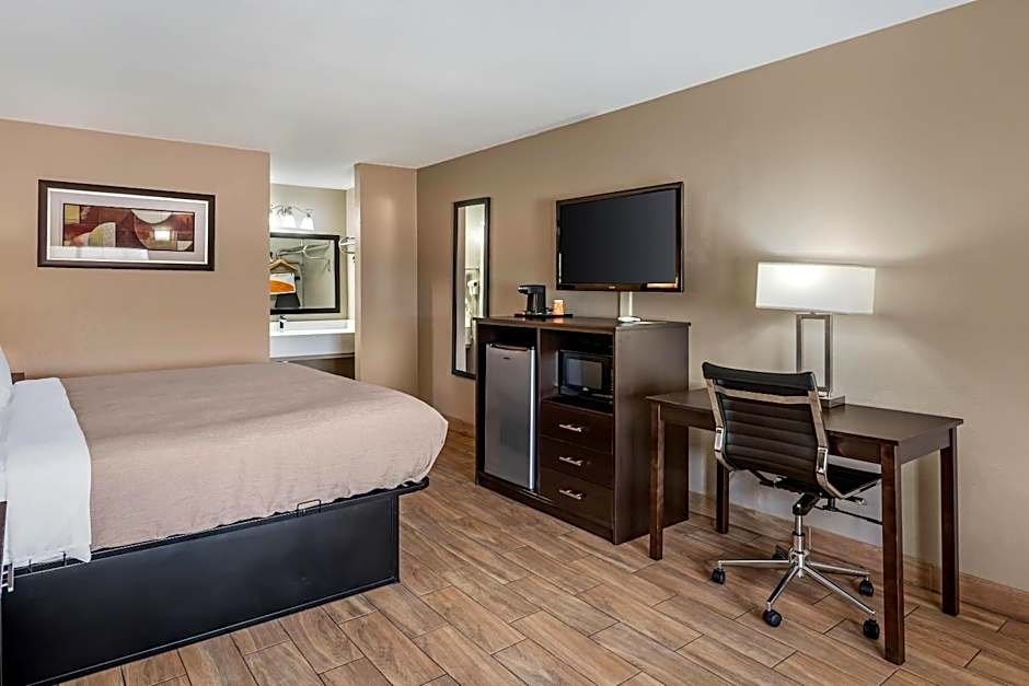 Quality Inn & Suites New Boston - Texarkana West