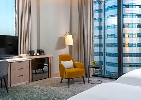 Premier Square View King