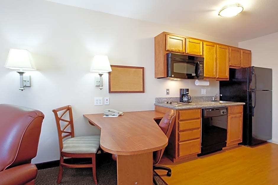 Candlewood Suites Lake Charles-Sulphur, an IHG Hotel