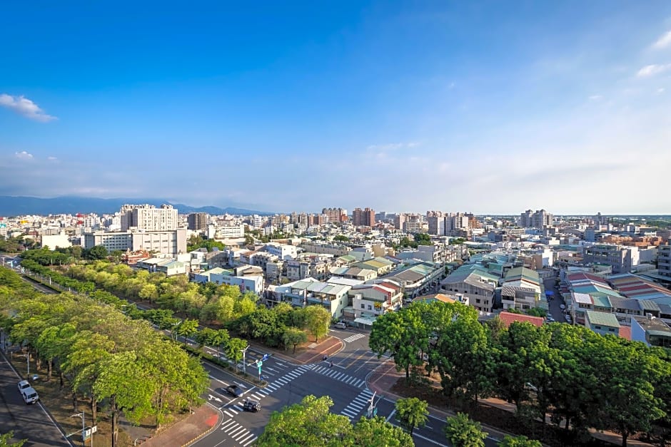 Royal Chiayi Hotel