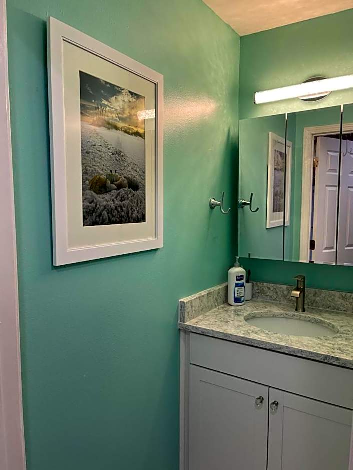 Sunset Harbor The Palms