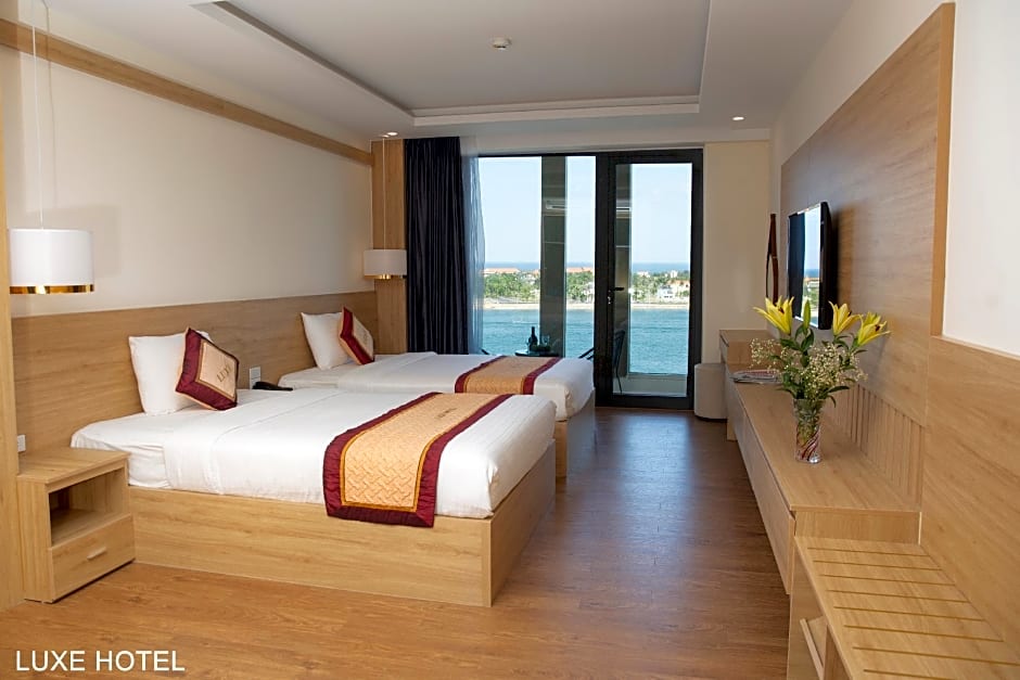 Luxe Hotel