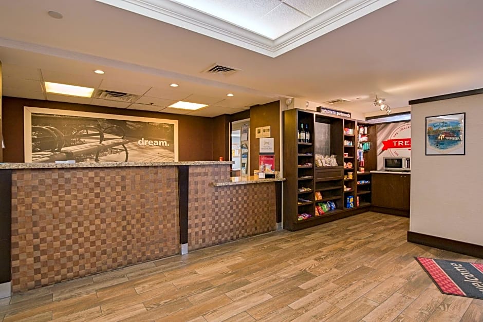 Hampton Inn Portsmouth Central