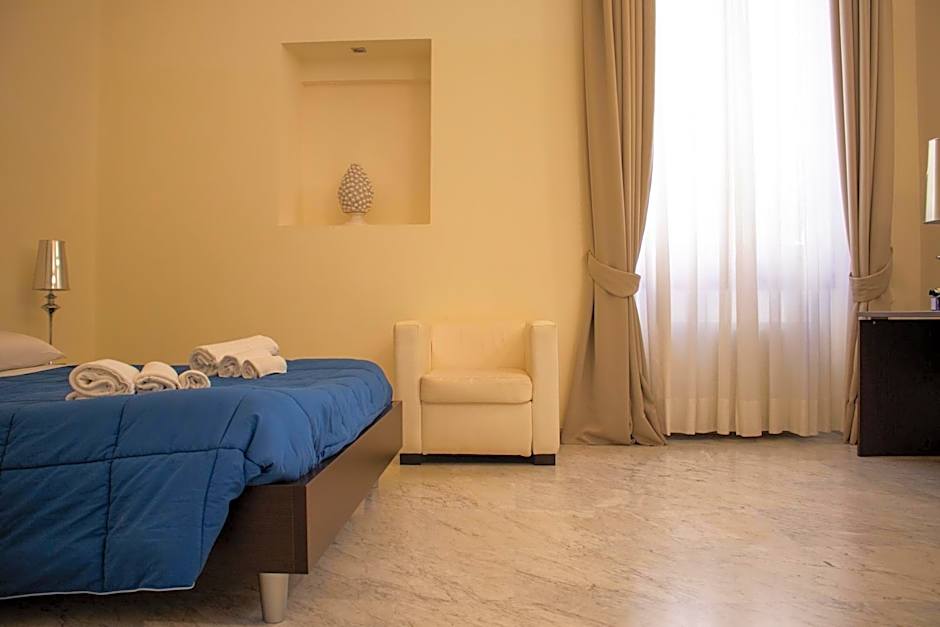 Apollo Suites