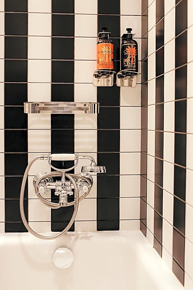 Hôtel Eiffel Blomet