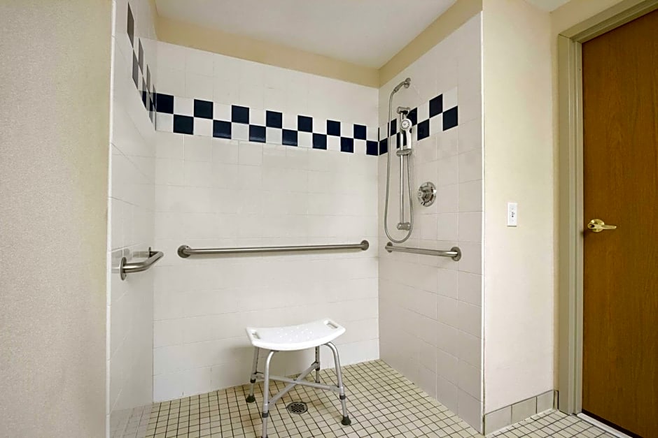 Ramada by Wyndham SeaTac Airport