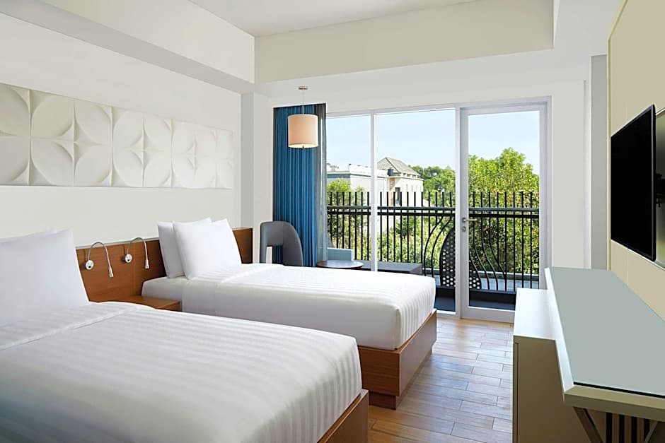 Fairfield by Marriott Bali Kuta Sunset Road