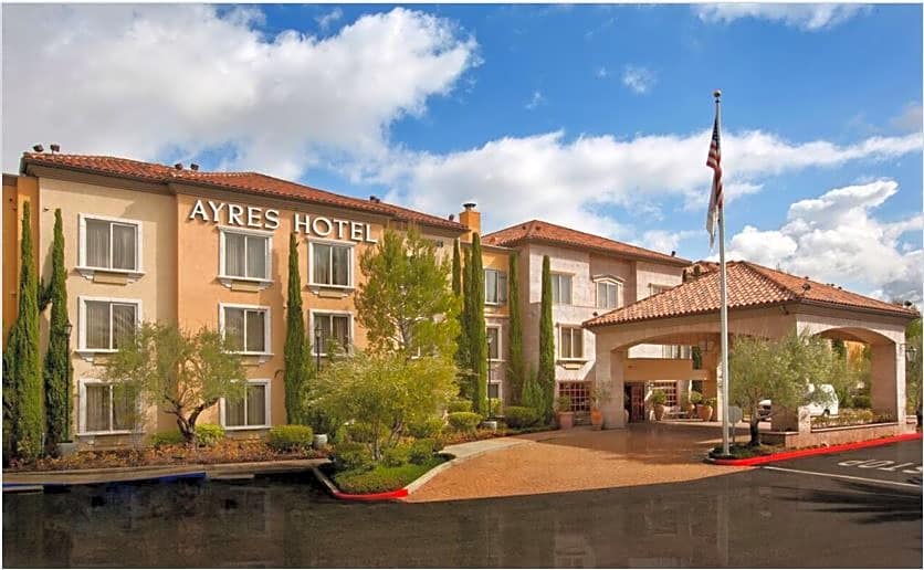 Ayres Hotel Laguna Woods