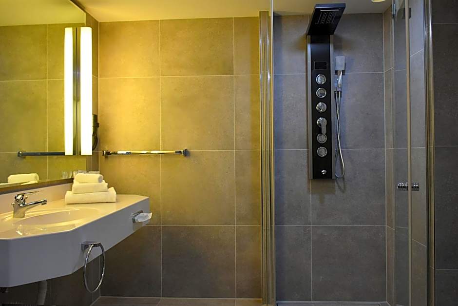 TIBET HOTEL am Airport Düsseldorf-Ratingen