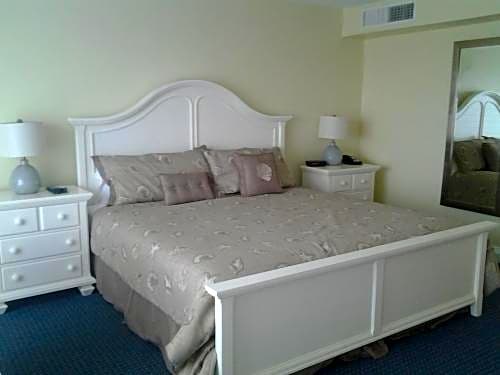 Surf & Sand Beach Motel